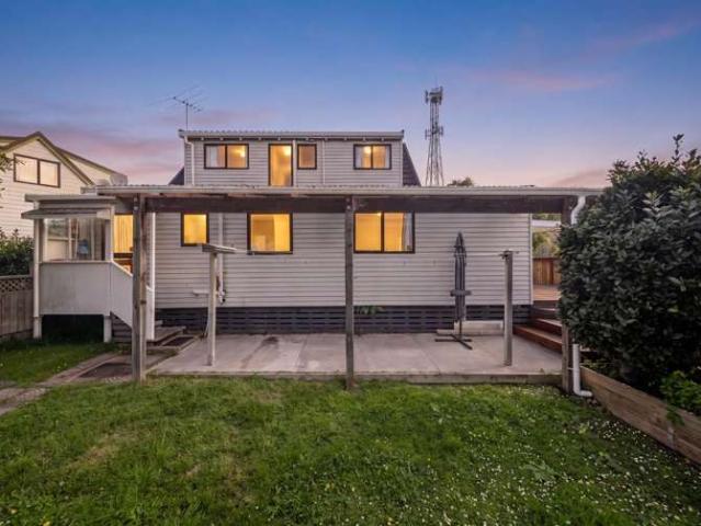House for sale in Blockhouse Bay, Whau