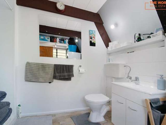 House for sale in Blockhouse Bay, Oroua County