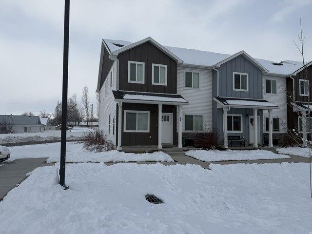 Townhouse for sale in Cache, Utah