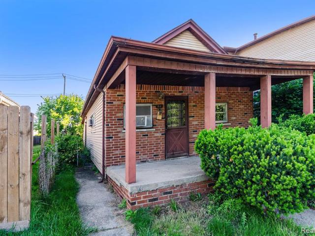 House for sale in Ecorse