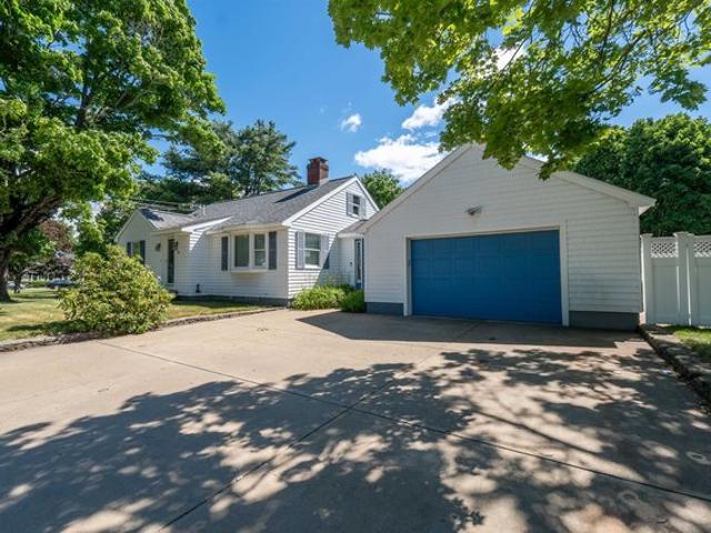 House for sale in New Hampshire