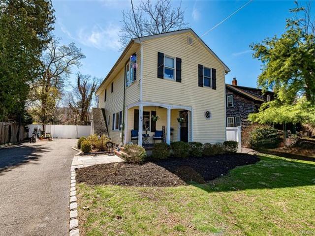 House for sale in Huntington, New York