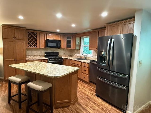 House for sale in Avery, North Carolina