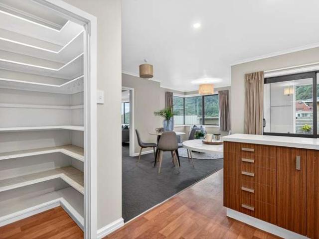 House for sale in Days Bay, Wellington