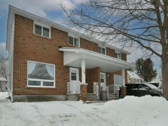 Duplex for sale in Renfrew, Ontario