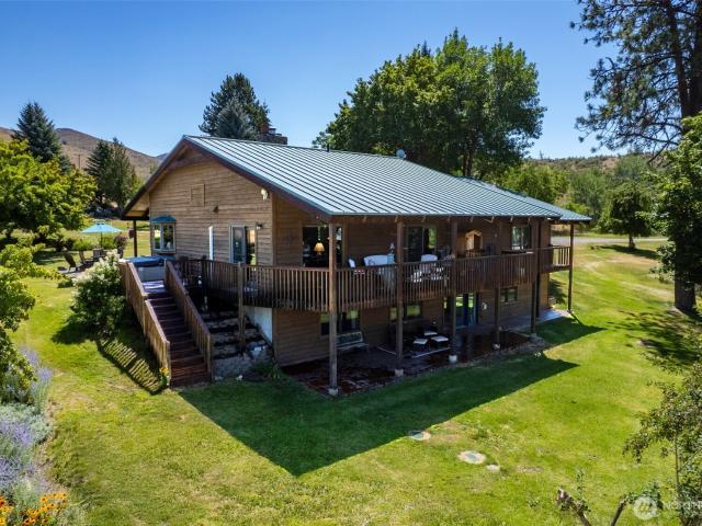 House for sale in Winthrop, Washington