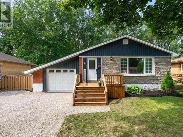 House for sale in Chatham–kent, Ontario