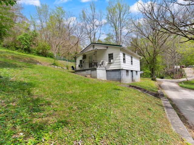 House for sale in Williamsburg, Kentucky