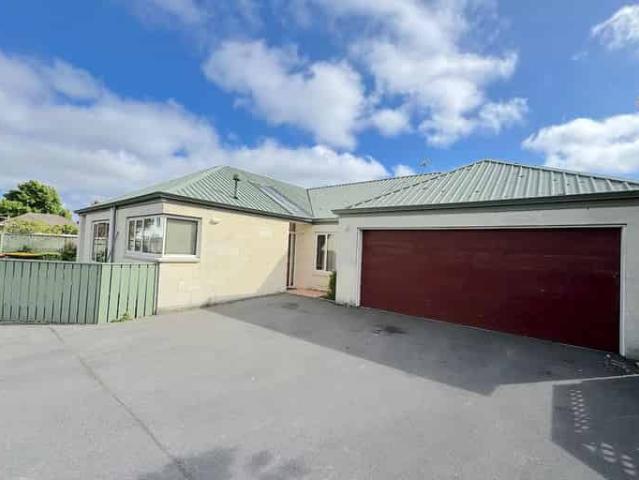 House for rent in Chaslands, Canterbury