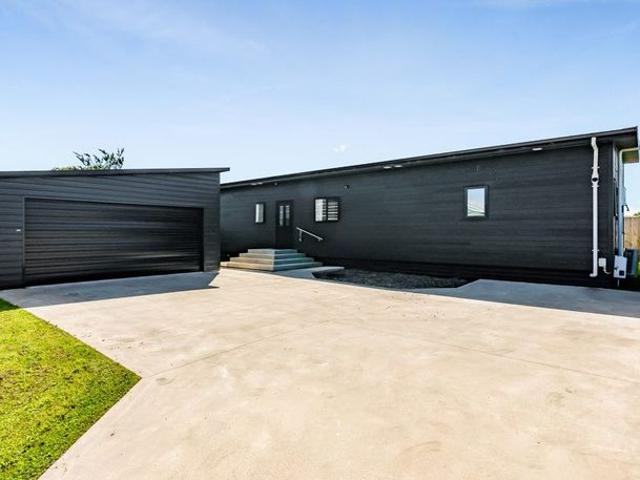 House for rent in Stratford, Stratford District