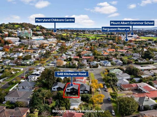 Townhouse for sale in Balmoral