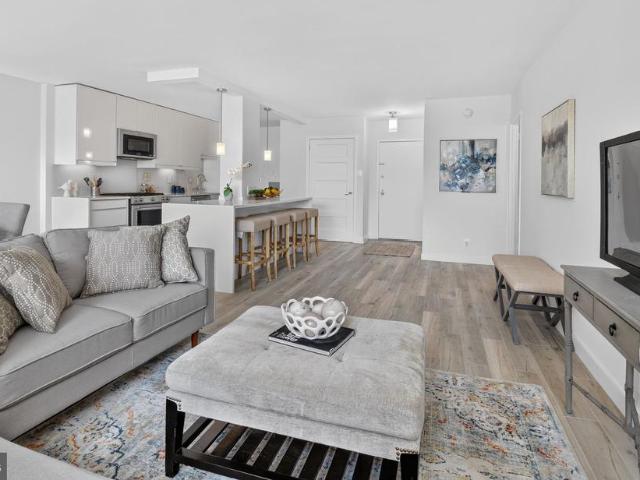 Condo for sale in Westbard, Friendship Heights Village
