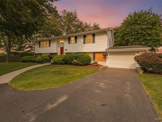 House for sale in Niagara, New York