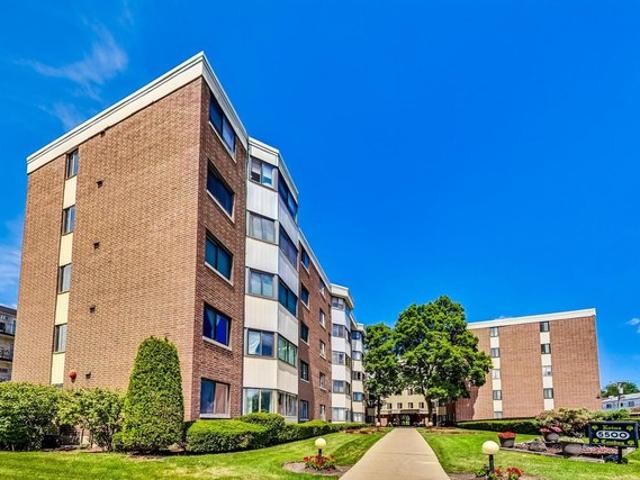 Condo for sale in Morton Grove, Illinois