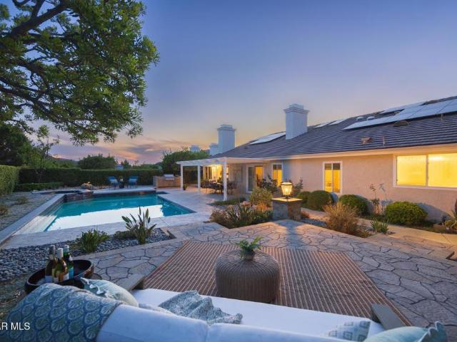 House for sale in Oak Park, California