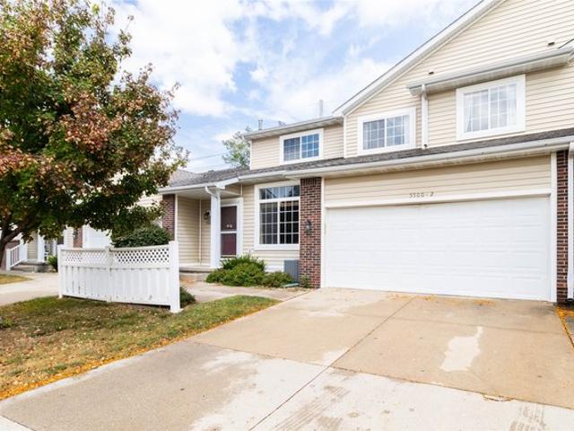 Townhouse for sale in Johnston, Iowa