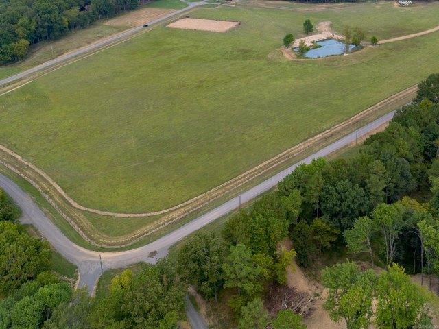 Farm for sale in Ark