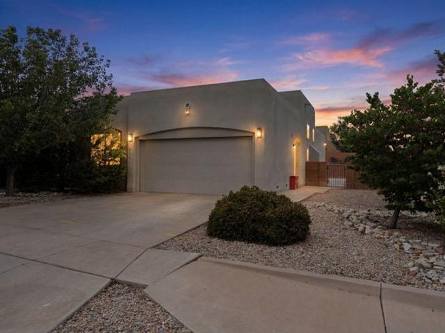 House for sale in New Mexico
