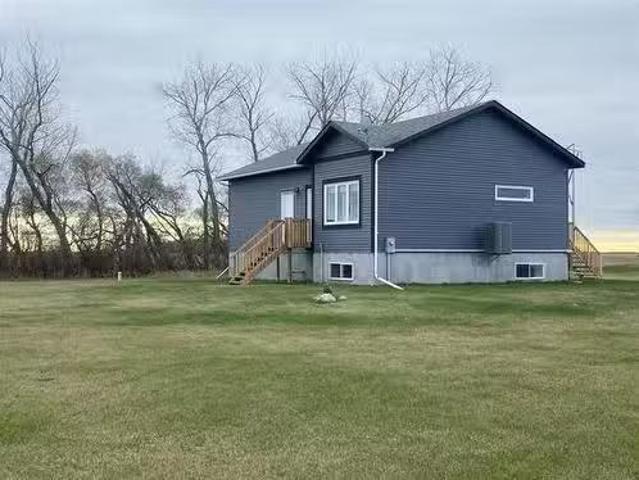 House for sale in Springfield, Manitoba
