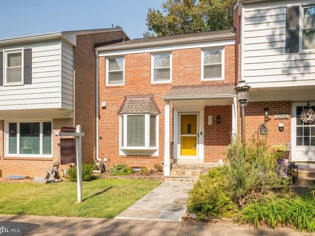 Townhouse for sale in Burke, Fairfax County