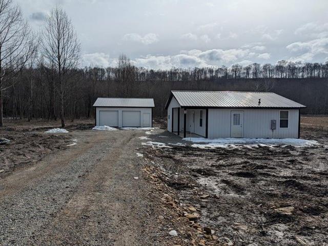 House for sale in Lucasville, Ohio