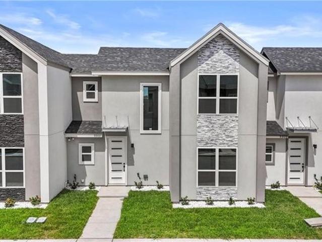 Townhouse for sale in Hidalgo, Texas