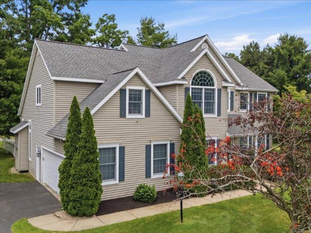 House for sale in Guilderland, New York