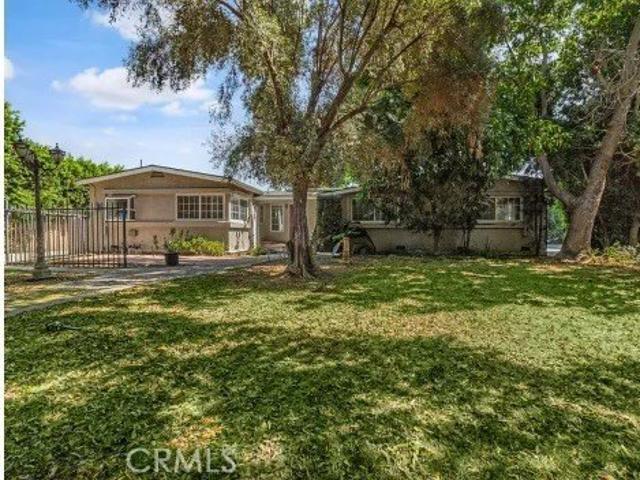 House for sale in Sherman Oaks Neighborhood Council District, Canoga Park