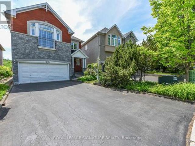 House for sale in Mississauga, Ontario