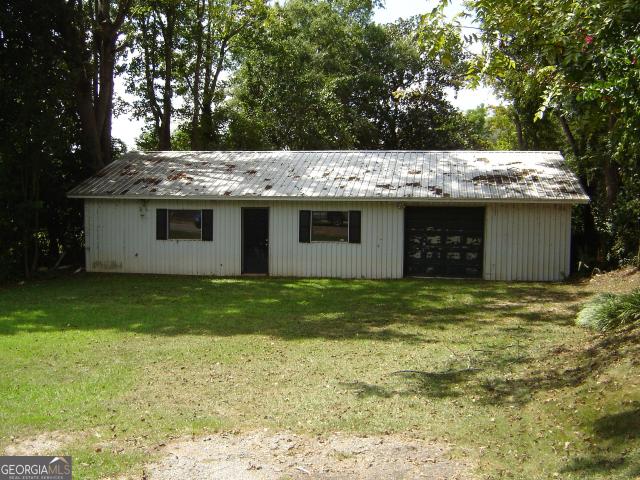 Commercial for sale in Osanippa, Valley