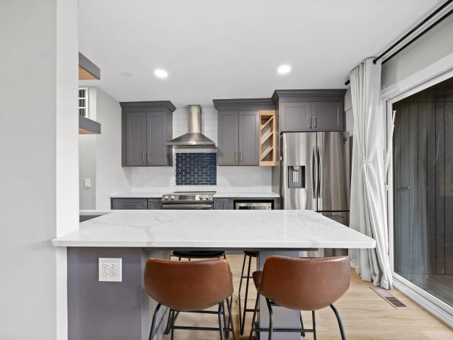 Condo for sale in Lisle, Illinois