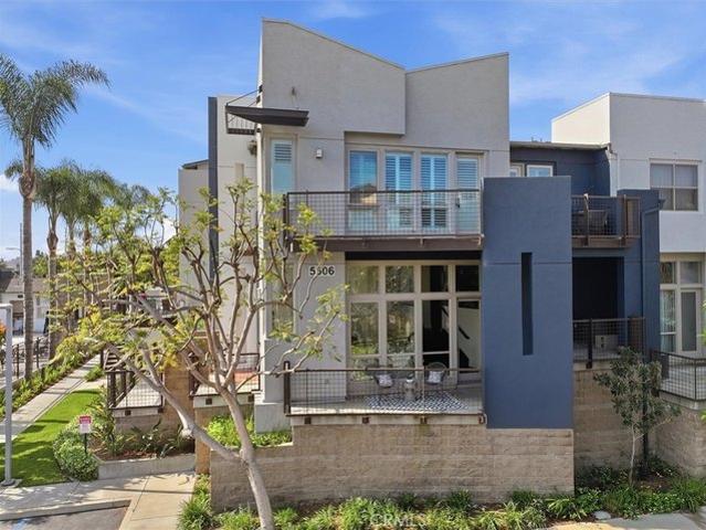 Townhouse for sale in Hawthorne, California