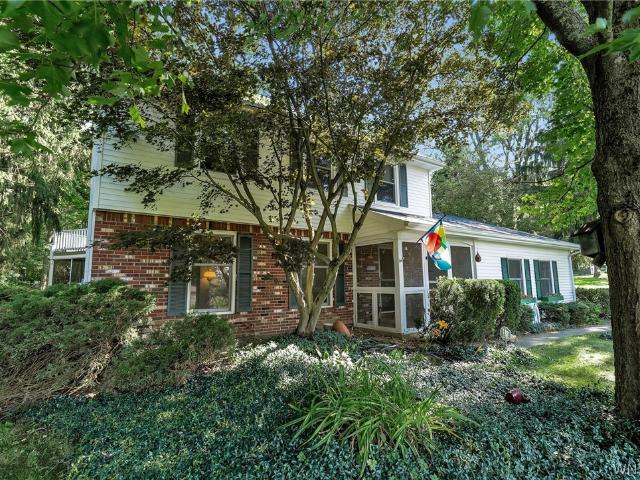 House for sale in Boston, New York