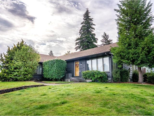 House for sale in Oregonia