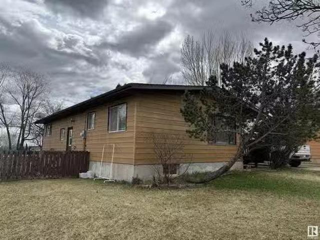 House for sale in Drayton Valley, Alberta