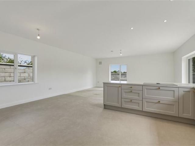 Detached House for sale in Loch Garman, North Tipperary