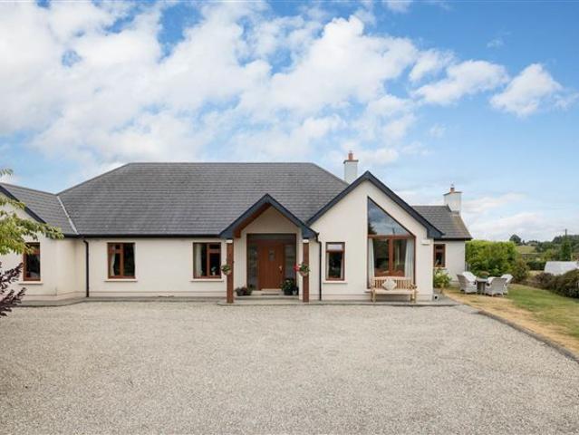 Detached House for sale in Loch Garman, North Tipperary