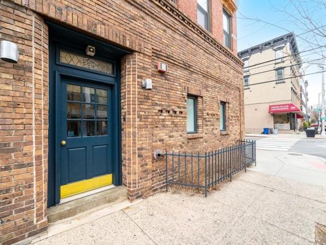 Condo for sale in Hudson, New Jersey