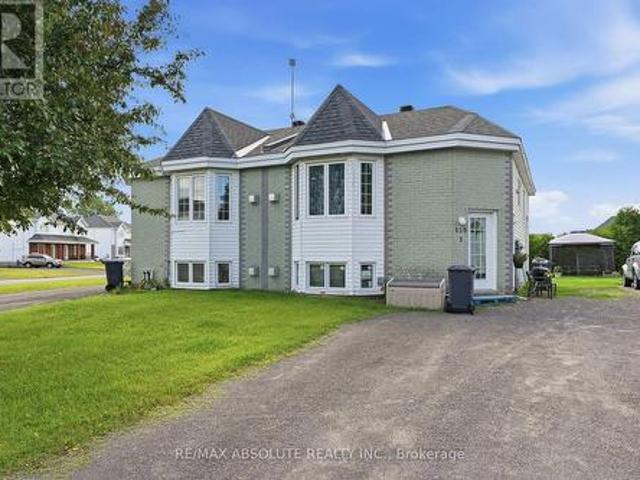 Property for sale in Hawkesbury, Ontario