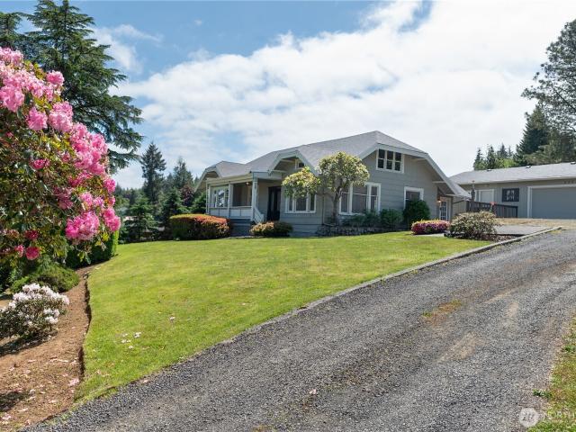 House for sale in Riverview, Raymond