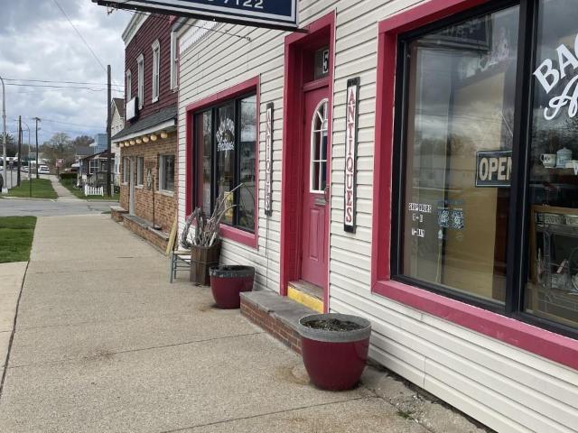 Commercial for sale in Marine City