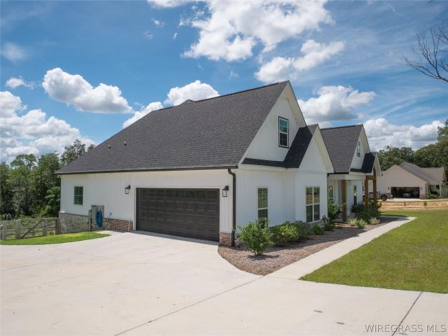 House for sale in New Brockton, Alabama