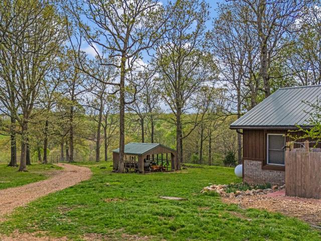 Farm for sale in Howell, Missouri
