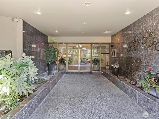Condo for sale in Pine Street Park Neighborhood, Edmonds