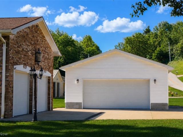 House for sale in Belpre, Ohio