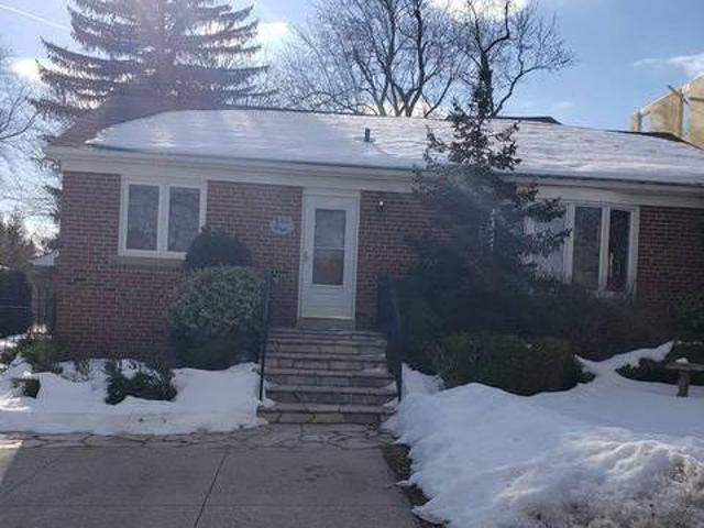 House for rent in Oakville