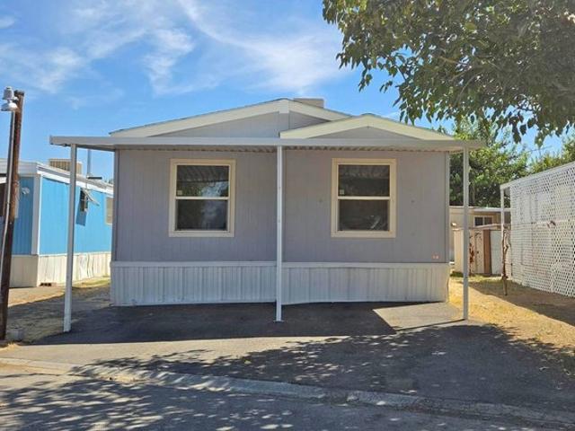 House for sale in Coalinga, California