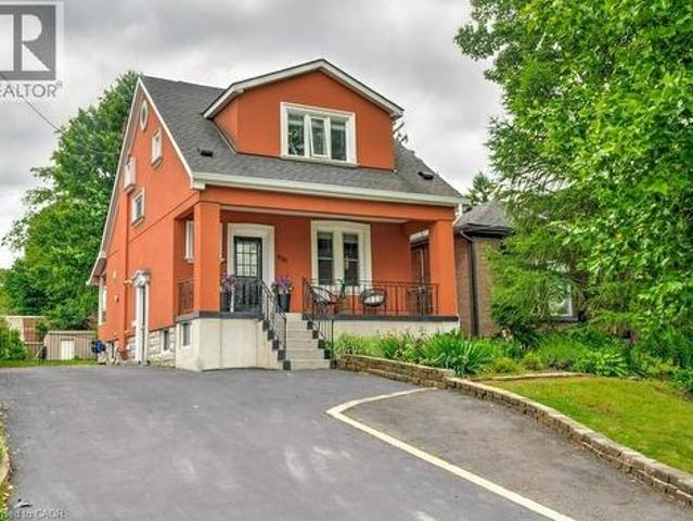 House for sale in Ancaster, Ontario