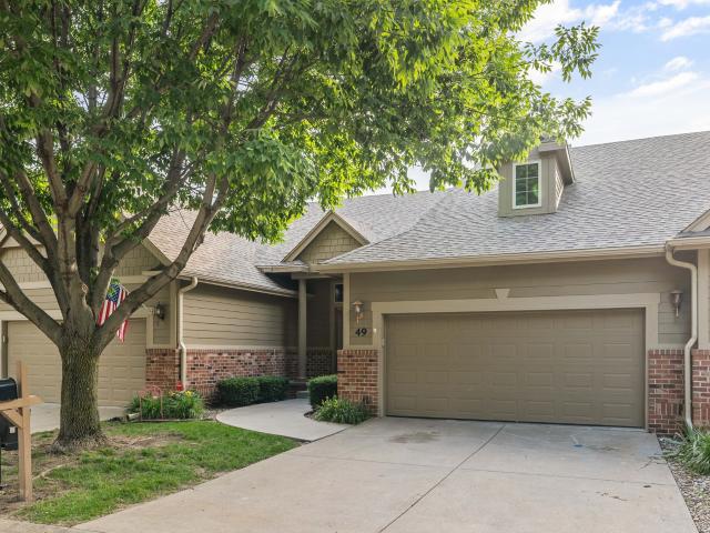 Condo for sale in Norwalk, Iowa