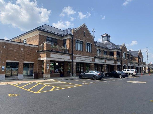 Condo for sale in West Chicago, Illinois